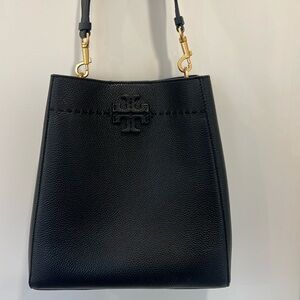 TORY BURCH McGraw Leather Bucket Bag